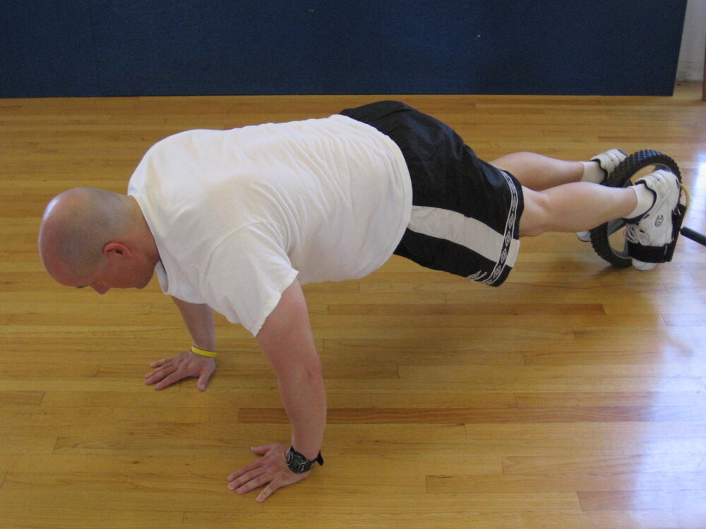 TAKU Doing a POWER WHEEL Push-Up